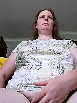 Snapshot of xxSexyBushLinnxx chatting on July 28, 11:17 am xxSexyBushLinnxx online show from July 28, 11:17 am