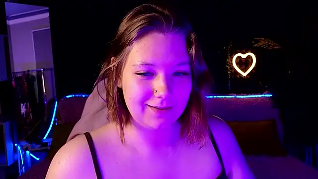 DjennaPalme online show from September 29, 1:44 am