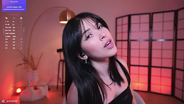 anniehillofficial online show from December 13, 9:31 pm