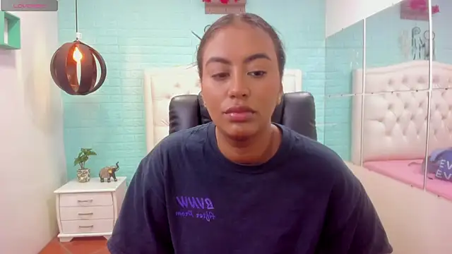 Snapshot of tracycum chatting on December 12, 5:26 pm tracycum online show from December 12, 5:26 pm