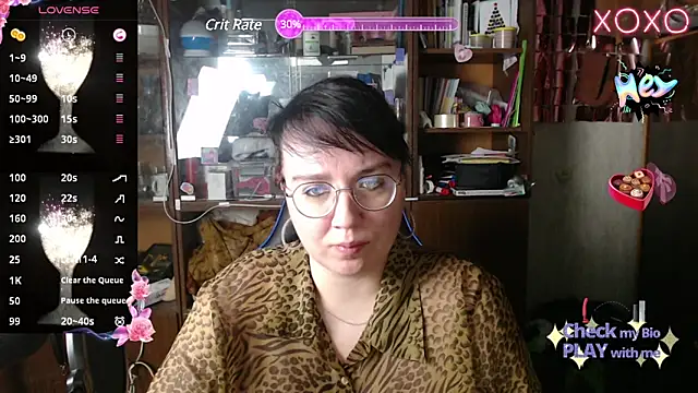 LeonaHarrison online show from February 11, 4:33 am