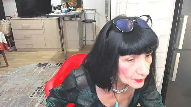 Tina Joness online show from December 4, 3:43 pm