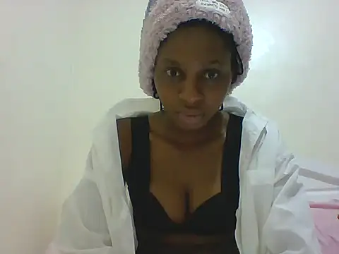 Snapshot of sabssexy chatting on June 19, 12:48 am sabssexy online show from June 19, 12:48 am