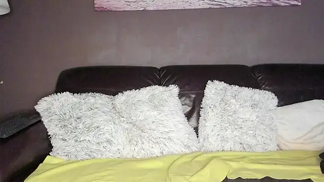 Snapshot of paulblack21 chatting on November 6, 8:43 pm paulblack21 online show from November 6, 8:43 pm