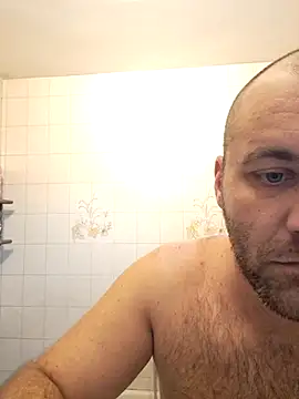 Snapshot of dilosan12345 chatting on December 22, 10:28 am dilosan12345 online show from December 22, 10:28 am