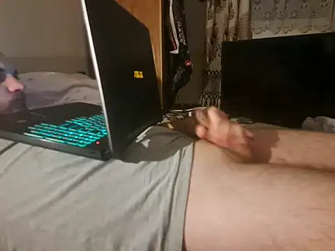 Snapshot of dilosan12345 chatting on December 22, 8:03 pm dilosan12345 online show from December 22, 8:03 pm