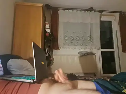 Snapshot of dilosan12345 chatting on February 22, 4:18 am dilosan12345 online show from February 22, 4:18 am