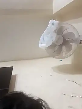 xxmoxxx online show from December 21, 8:43 pm