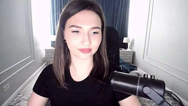 GracefulLook online show from January 31, 10:31 am