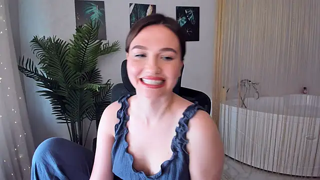 GracefulLook online show from February 6, 9:43 am