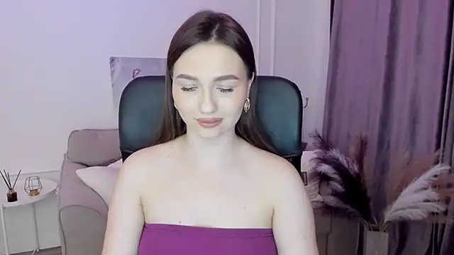 GracefulLook online show from March 3, 5:39 pm