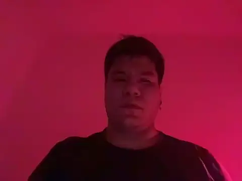 Snapshot of wtk96b chatting on December 14, 7:03 am wtk96b online show from December 14, 7:03 am