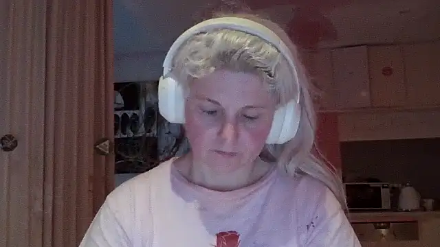 qvncrazy online show from October 29, 8:16 am