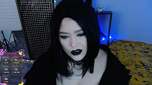 wickedxqueen online show from April 18, 3:16 pm