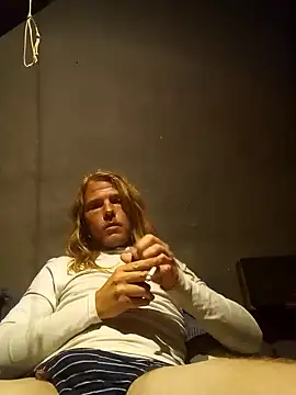 Salted Playday online show from January 8, 1:32 am