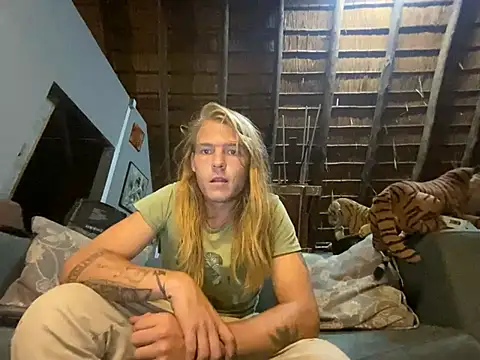 Salted Playday online show from February 27, 2:53 am