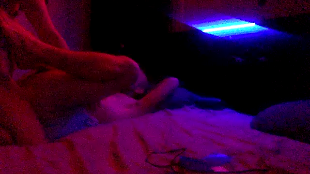 Snapshot of Fr4nk1eFFuxxx chatting on January 3, 6:33 am Fr4nk1eFFuxxx online show from January 3, 6:33 am