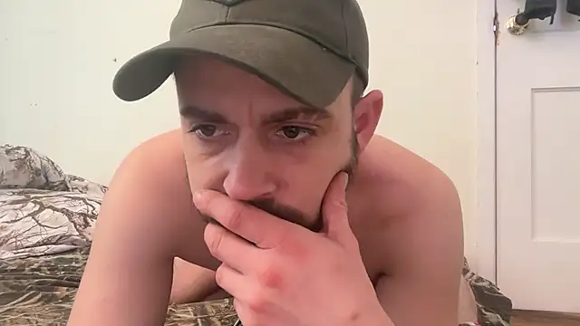 Snapshot of Fr4nk1eFFuxxx chatting on February 20, 5:07 pm Fr4nk1eFFuxxx online show from February 20, 5:07 pm