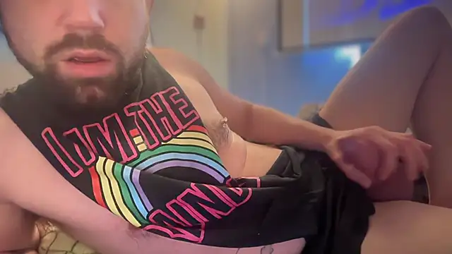 Snapshot of Fr4nk1eFFuxxx chatting on March 16, 8:00 pm Fr4nk1eFFuxxx online show from March 16, 8:00 pm