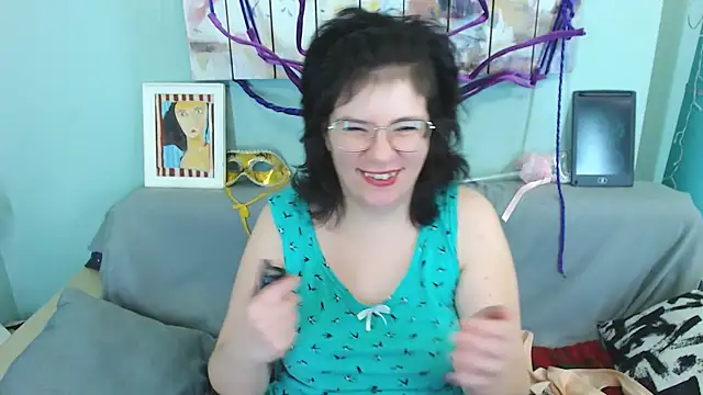 EverlyRays online show from December 28, 12:47 am