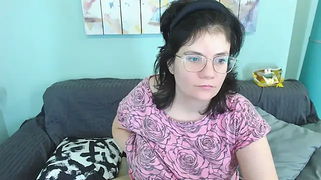 EverlyRays online show from January 12, 2:19 pm