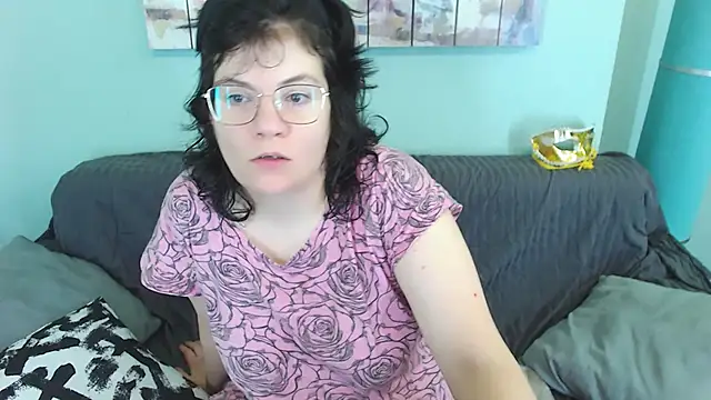 EverlyRays online show from January 29, 8:51 am