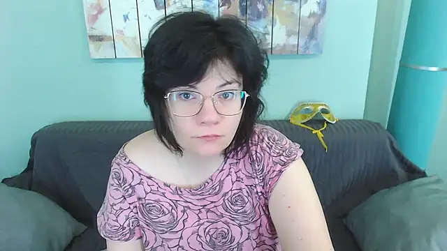 EverlyRays online show from February 14, 7:49 am