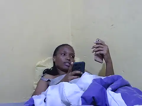 Smillie prety online show from September 26, 7:07 pm