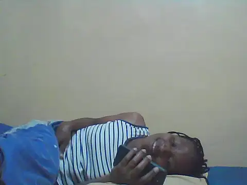 Smillie prety online show from December 21, 5:42 pm