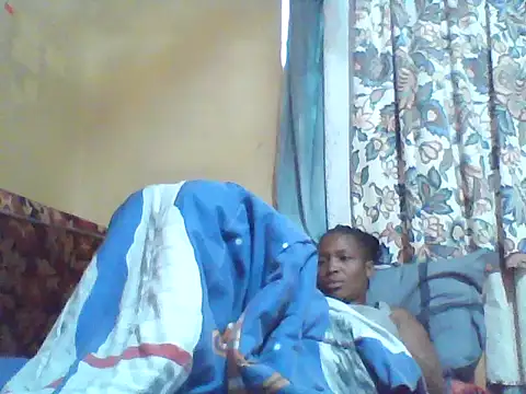Snapshot of Smillie_prety chatting on July 3, 5:47 am Smillie prety online show from July 3, 5:47 am
