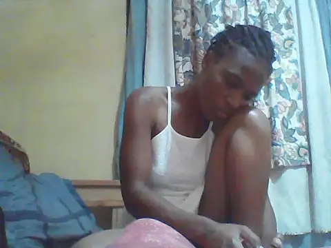 Snapshot of Smillie_prety chatting on July 9, 5:39 pm Smillie prety online show from July 9, 5:39 pm