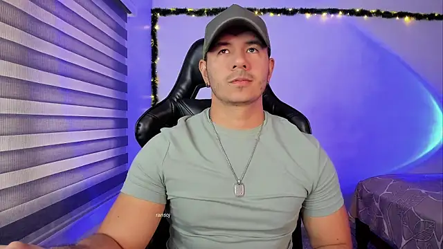 Snapshot of ransoj chatting on February 15, 2:47 pm ransoj online show from February 15, 2:47 pm