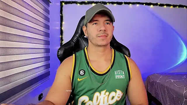 Snapshot of ransoj chatting on February 18, 2:35 pm ransoj online show from February 18, 2:35 pm