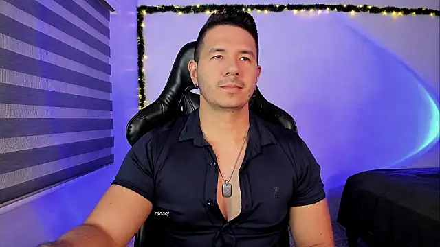 Snapshot of ransoj chatting on February 28, 11:39 pm ransoj online show from February 28, 11:39 pm