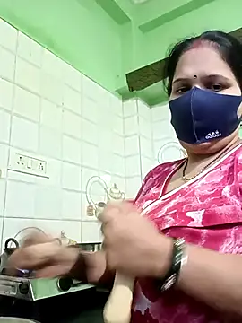 Snapshot of sematomar chatting on February 21, 5:13 am sematomar online show from February 21, 5:13 am