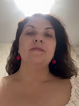 Snapshot of Taisia_W chatting on September 23, 6:16 am Taisia W online show from September 23, 6:16 am