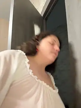 Snapshot of Taisia_W chatting on October 13, 6:57 am Taisia W online show from October 13, 6:57 am