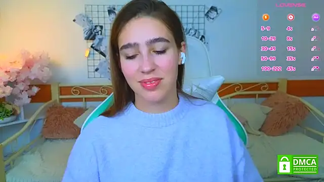  Eliizabeth  online show from April 1, 11:35 pm