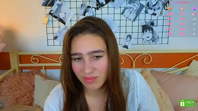  Eliizabeth  online show from April 20, 10:00 pm