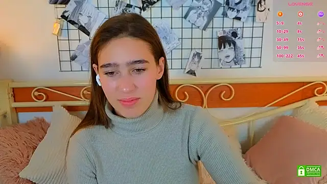 Snapshot of _Eliizabeth_ chatting on April 21, 9:39 pm Eliizabeth online show from April 21, 9:39 pm
