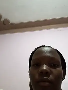 Snapshot of sweet_zara01 chatting on January 17, 4:47 pm sweet zara01 online show from January 17, 4:47 pm