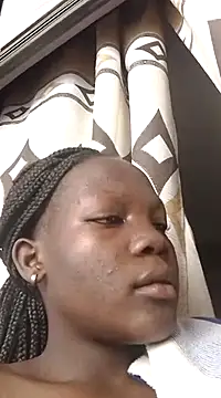 Snapshot of sweet_zara01 chatting on February 24, 2:26 pm sweet zara01 online show from February 24, 2:26 pm