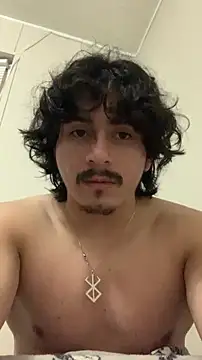 Snapshot of EdgingBalls_ chatting on November 10, 11:15 pm EdgingBalls online show from November 10, 11:15 pm