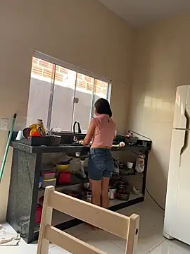 Larissatop online show from April 27, 2:04 pm