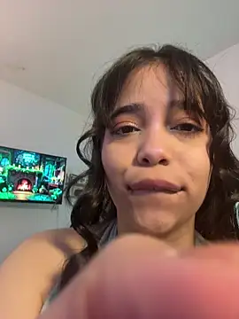 tati reyess online show from March 13, 12:34 pm