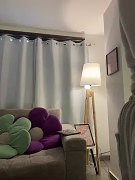 tati reyess online show from July 18, 11:58 am