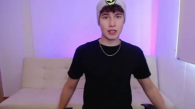 adrian morelly online show from January 10, 7:04 pm