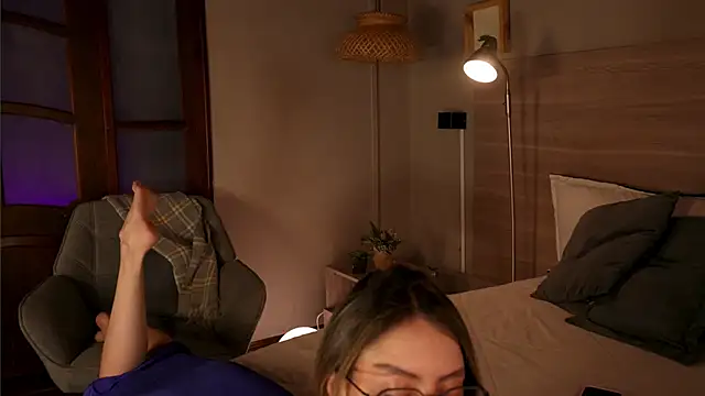 Snapshot of lua_ferch__ chatting on December 17, 12:33 pm lua ferch online show from December 17, 12:33 pm