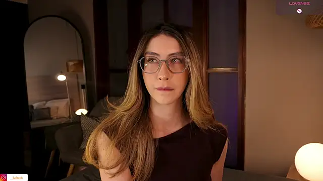 Snapshot of lua_ferch__ chatting on January 10, 1:02 pm lua ferch online show from January 10, 1:02 pm