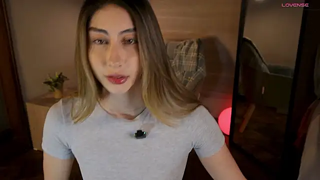 Snapshot of lua_ferch__ chatting on February 24, 1:20 pm lua ferch online show from February 24, 1:20 pm